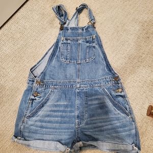 American eagle overall shorts